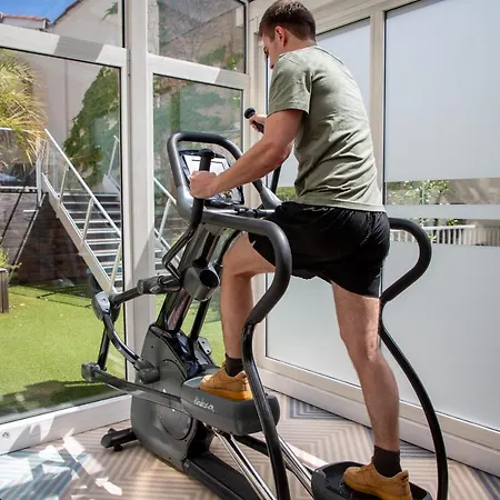 Apart-hotel Privilège Saint Exupéry 4*