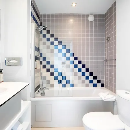 Privilege Saint Exupery Apartmanhotel 4*