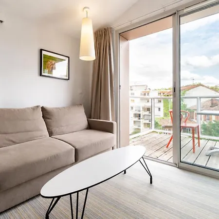 Apartmanhotel Privilege Saint Exupery 4*
