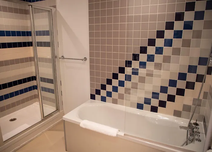 Privilege Saint Exupery 公寓式酒店